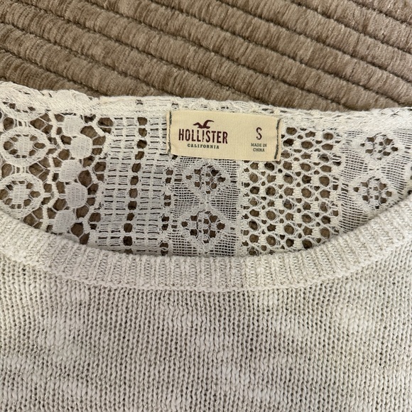Hollister cream and gold shine stripe sweater with a lace back panel - Picture 2 of 6